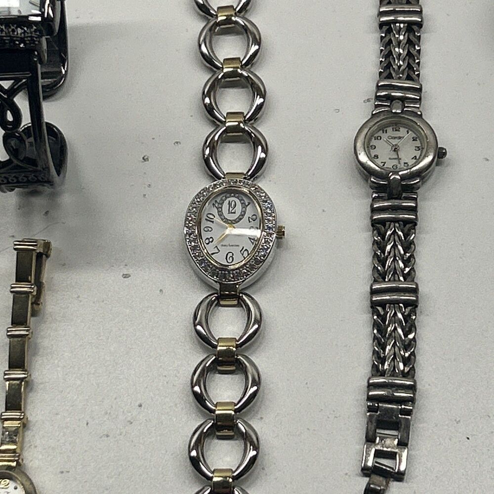 Bundle Of 21 Untested Watches - Mix Of Vintage And Smart Watches - Picture 15 of 16